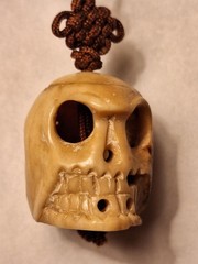 VINTAGE CLOISONNE BONE SKULL ASIAN LOVE KNOT PROTECTION TALISMAN AMULET NECKLACE