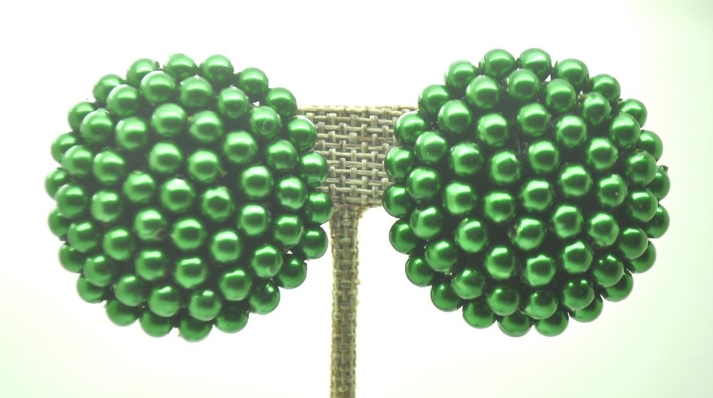 vintage dome round shape green Faux Pearl Bead Button Clip On handmade Earrings