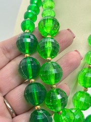 Vintage 1960s Green Lucite Faceted Bead Necklace Chunky Mod MCM