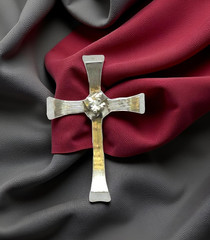14K White Gold Curved Diamond Cross Necklace, Gold Line Finish, 1 x 1/2 Inch