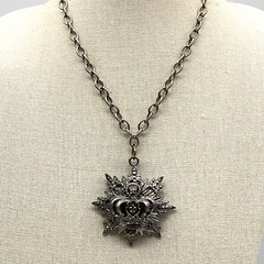 Vintage Chunky Heraldic Necklace Silver Tone Crown Pendant 19″