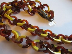 Pono signed Italy link acrylic resin faux amber necklace