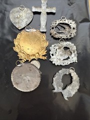 7 Vintage Brass Pendants Cross Angels Bird Rabbit Wreath Art Noueva Victorian