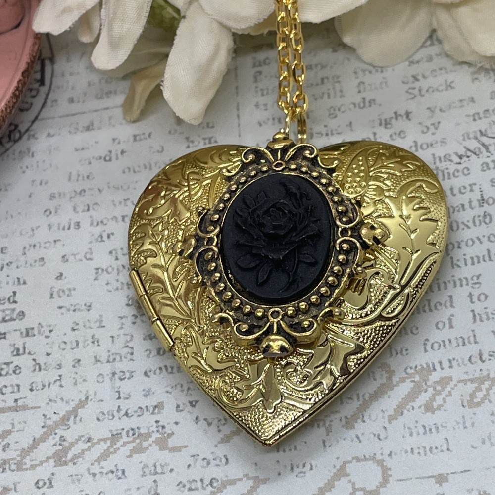 Gold Heart Locket GothIc Anniversary Wedding Witch Black Rose Cameo Necklace