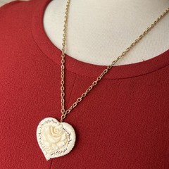 Vintage Hand Carved Rose Heart Pendant Gold Tone Chain 24” Necklace