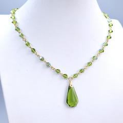 Necklace 18” Green Glass Czech Vintage Beads Women`s Jewelry Art Deco Style