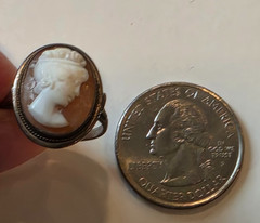 Vintage Italian carved shell Cameo Ring made in Italy Size 9.5