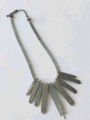 Antique Gold Tone Fringed Statement Necklace-Jagged Edge Style-Wide Chunky Chain