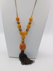 B595-VINTAGE NECKLACE~LUCITE AMBER BEADS/CORDED~26″