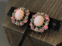Coro signed Vintage Earrings Hot Pink Purple Rhinestones Faux Fire Opal