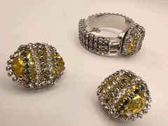 Vintage Unsigned Hobe Yellow/Grey/Clear Crystal Layered Cuff Bracelet/Earrings