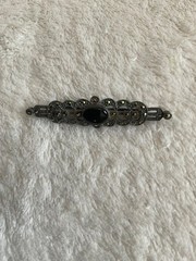 VTG STERLING SILVER MARCASITE BROOCH PIN 1 7/8 INCH WITH BLACK ONYX CENTER STONE