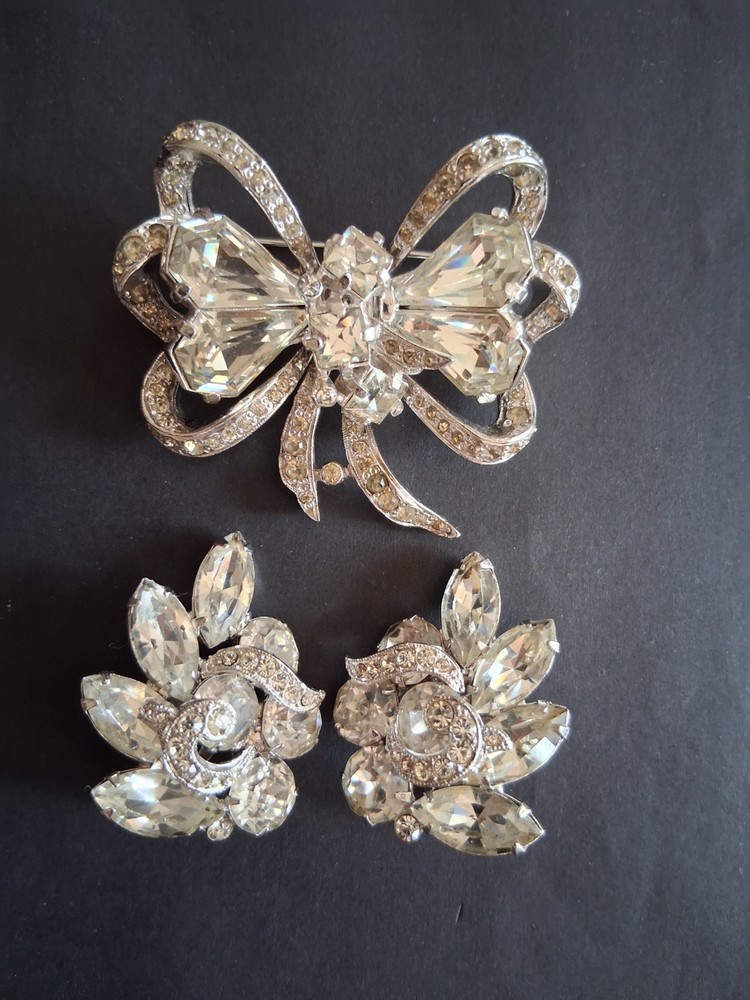 Vintage Eisenberg brooch earrings set