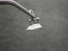 TINY Old-Fashioned Clothes Flat Iron Vtg Sterling Silver Bracelet Charm Pendant