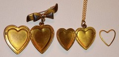 Antique Edwardian Sweetheart C-Clasp Bow Locket & Heart Necklace Lot – As-Is