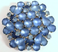 Vtg Juliana DeLizza & Elster Blue Sky Moonglow Rhinestone Silver Tone Brooch