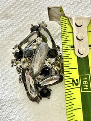 Vintage Brooch Black and Gray Cluster Rhinestone Pin Set In Silver-plated Metal