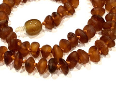 ANTIQUE BALTIC AMBER HAND KNOTTED BEAD 18″ NECKLACE SCREW ESTATE FIND TESTED