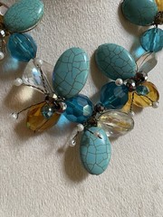 Stunning Unique Faux Turquoise Pearl Amber Beaded Flower Statement Necklace 18″