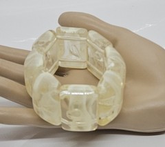 Vintage Clear Cream Lucite Stretchable Bracelet With Bubbles