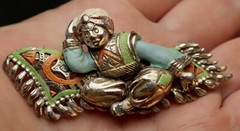 Rare Thief of Baghdad Alexander Korda Aladdin Magic Carpet Brooch