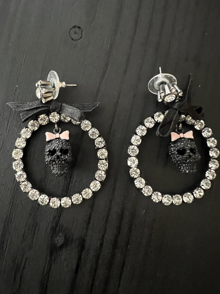 Betsey Johnson Skull Earrings Rare – G2