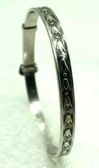 H.S.Ltd Tulip Repousse Sterling Silver Child Expandable Bangle Bracelet Vintage