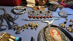 Large Mixed Vintage CRAFT Jewelry LOT