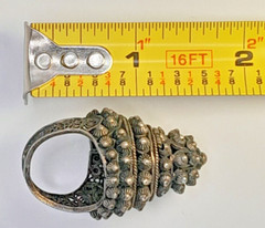 Silver Toned Beehive Compartment Ring Size 6 – 14.86 grams – Intricate Detail