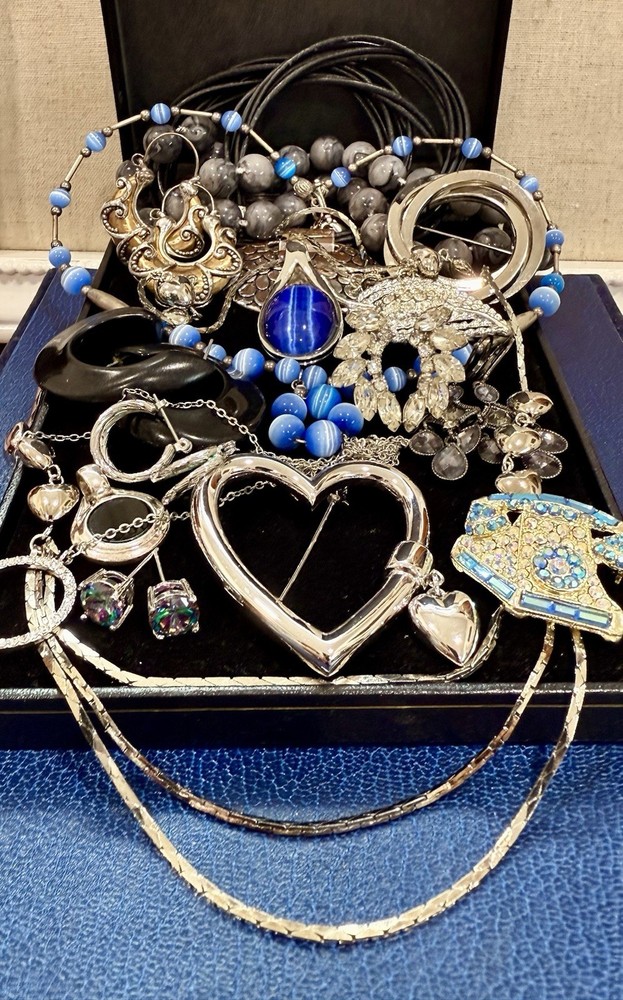 Vintage Estate Costume Jewelry Lot! MONET, NAPIER and more!