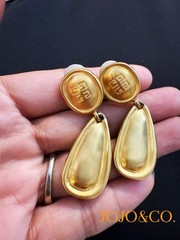Vintage Givenchy Gold Tone Logo Dangle Drop Clip On Earrings Excellent