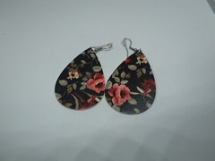 Beautiful French wire Pierced Earrings Silver Tone Multicolor Floral Vinyl 2.25″