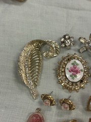 VTG Jewelry Lot Coro Monet 1928 Signed Brooches Earrings Rhinestone Gold Estate