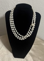 Vintage 27″ Hand-Knotted Genuine Freshwater Baroque Pearl Necklace Endless Rope