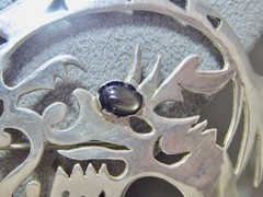 VINTAGE HAND MADE HAMMERED STERLING SILVER WITH NATURAL BLACK STAR SAPPHIRE PIN