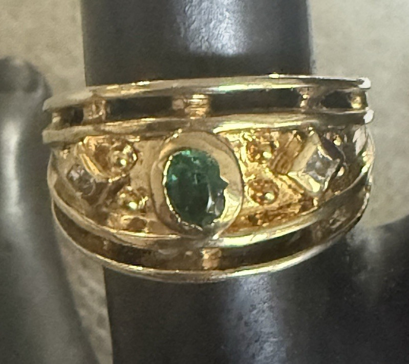 VTG Ring ALA 925 and Gold Vermeil Green Stone CZ Triangle Accents 7.5