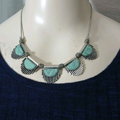 Woman’s Beaded Shield Fan Necklace Southwestern Fringe Green Faux Turquoise