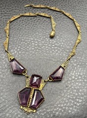 Vintage Art Deco Faux Amethyst Glass Gold Tone Ornate Chain Statement Necklace