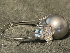 Vintage signed trillion cut crystal 925 Sterling Silver Ring 8 Suzanne Somers