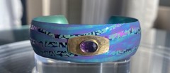 STUNNING HOLLY YASHI CUFF BRACELET, FACETED AMETHYST GEMSTONE ACCENT EX. COND