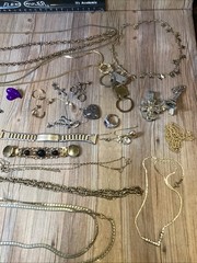 Vintage Estate Jewelery Lot Untested Gold Plated Chains 18 K GP Bail, 925