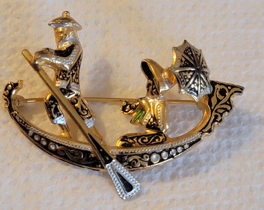 Damascene Spain Man And Lady In A Gondola Boat Brooch Made Spain