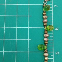 VTG 925 Green Teardrop Crystal and Pearl Bracelet 7in Sterling Silver 7g Toggle