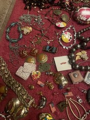 Lot Vintage Costume Jewelry Modern Mixed Wear Craft Resell Necklace Earrings Etc