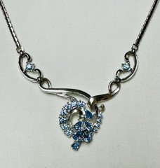 Vintage Mid Century Estate Silver Tone Blue Rhinestone Focal Choker Necklace n03