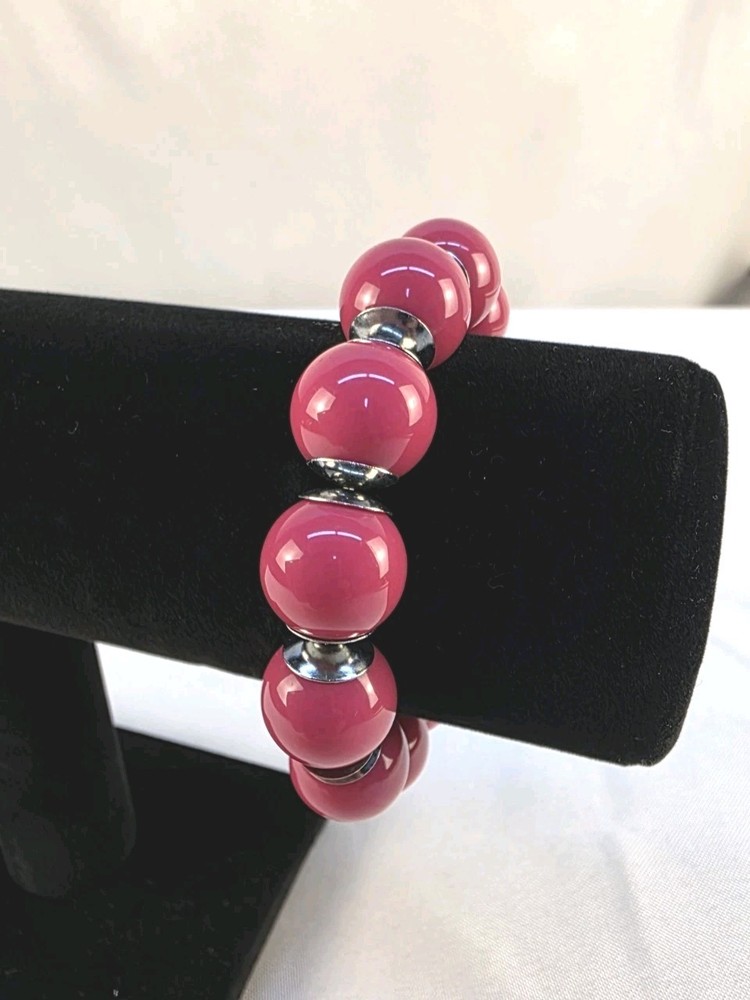 Vintage Fuschia Pink Plastic Bauble Bracelet With Silver Accents 3″ Elastic 90s