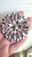 Vintage 2.7″ Weiss Snowflake Flower Unsigned Silver Jeweled Rhinestone Brooch