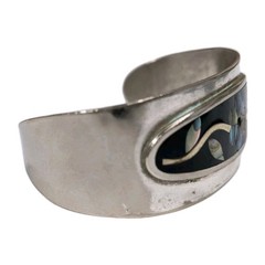 Vintage Alpaca Mexico Flower Vine Abalone Mother Of Pearl Onyx Cuff Bracelet