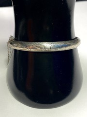 Vintage 925 Sterling Silver Hinged Bangle Bracelet 2.25″ Diameter, 8.1 grams