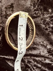 Silver Gold Women’s Grooved Hinged Clamp Bangle Bracelet 7in Elegant Vintage